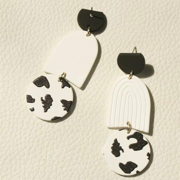 Geometric Cute Black & White Drop Earrings - Picture 2 of 5